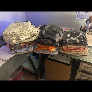 Sheet set bundle mostly queen 👸 size and pillowcases a few twins